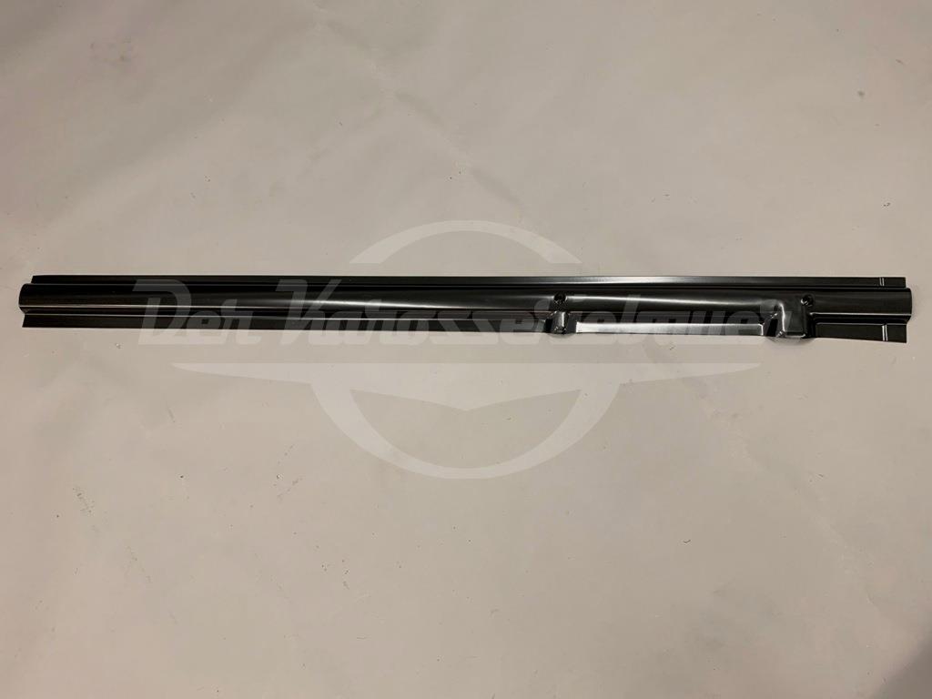 Längsträgerschale unten rechts Ponton 180, 190 Längsträgerschale unten rechts Ponton 180, 190
