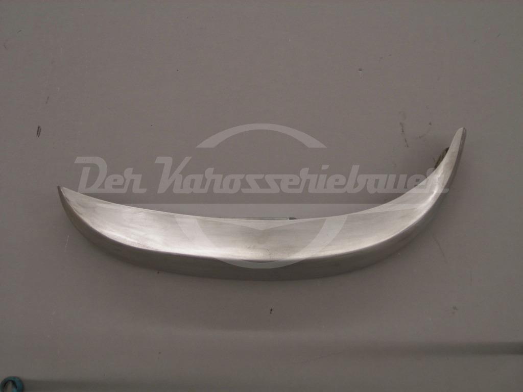 Stoßstangenseite vorn links 300a, b, c