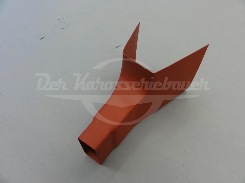 Stoßstangendurchf. rechts 170S/220 Kofferraumboden