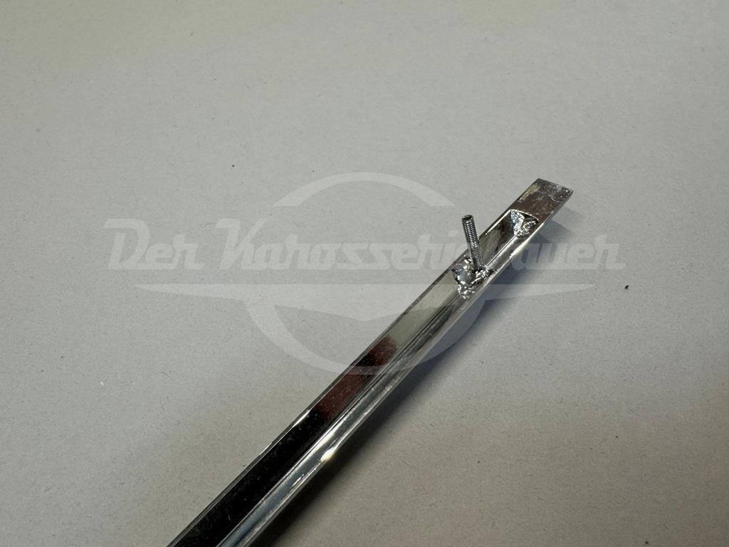 Zierstab an Kühlergitter für Fzg. mit Kurbelloch W187 Zierstab an Kühlergitter für Fzg. mit Kurbelloch W187