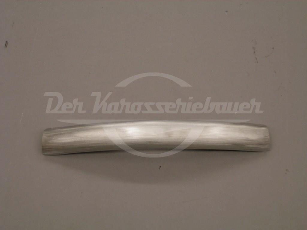 Stoßstangenmittelteil vorn 300a, b, c