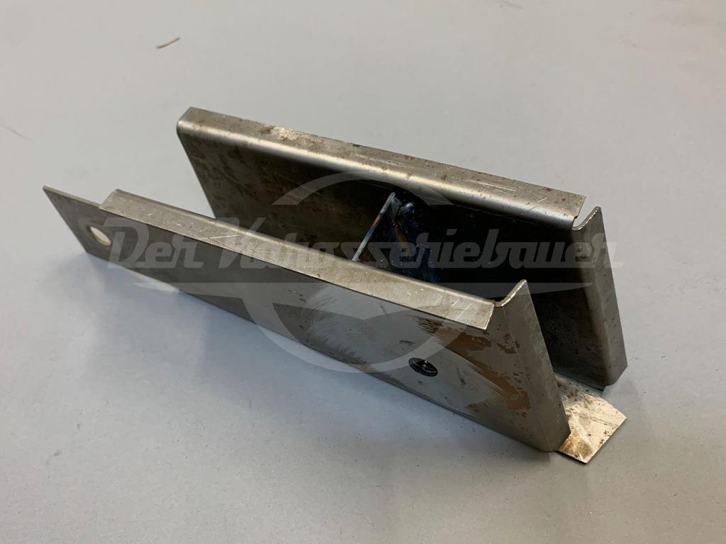 Längsträger hinten Konsole links Ponton 220 Coupé, Cabrio