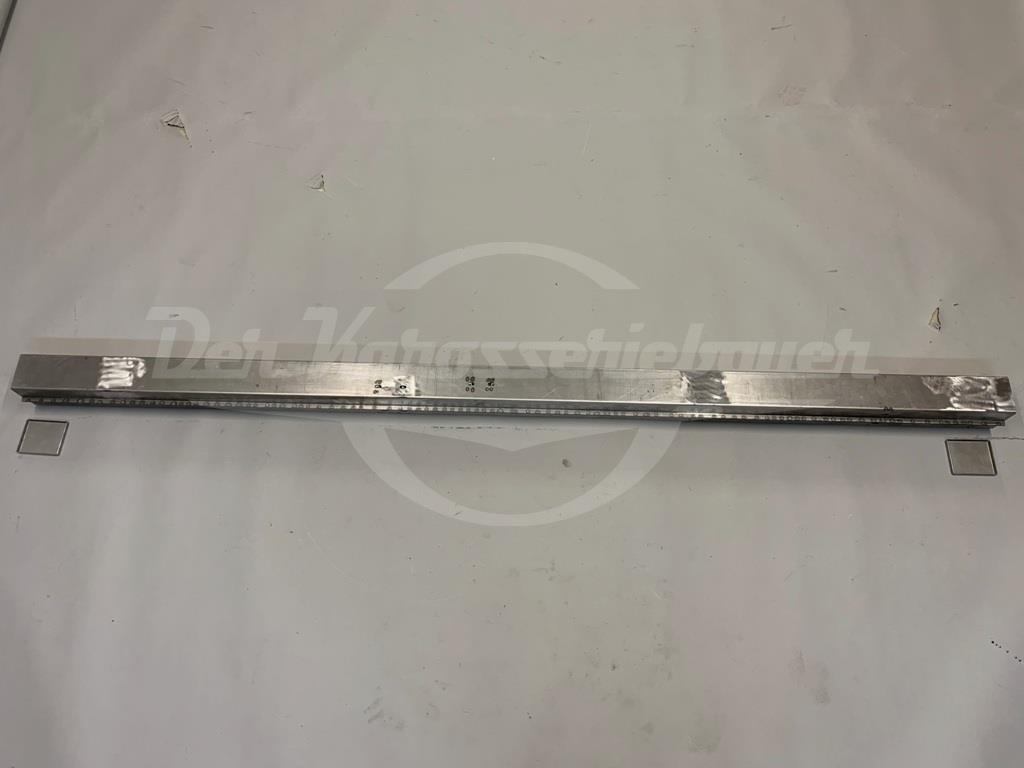 Längsträger Holm rechts 300d Längsträger Holm rechts 300d